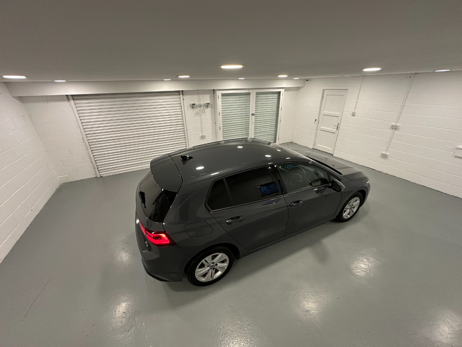 2021 Volkswagen Golf - image 19