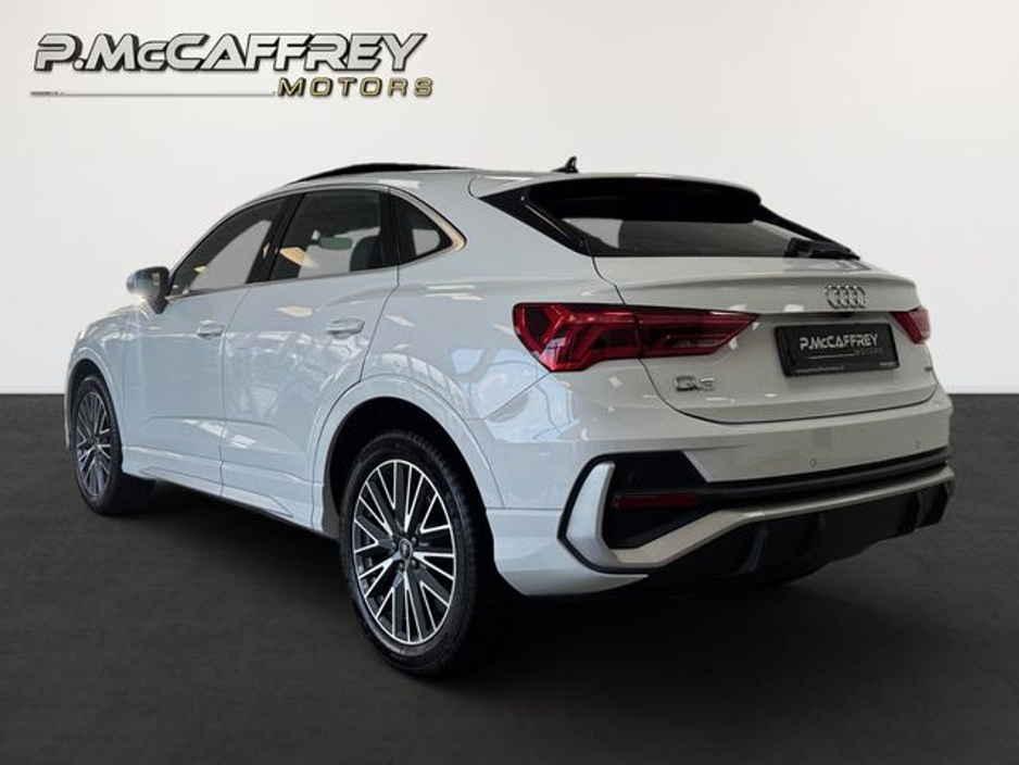 2021 Audi Q3 - image 7