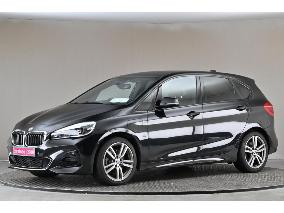2020 BMW 2 Series - image 4