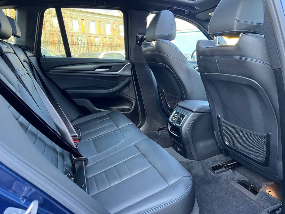 2024 BMW iX3 - image 10