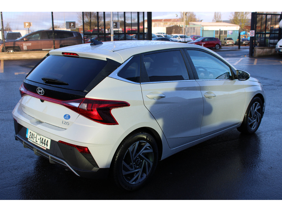 2024 Hyundai i20 i20 Deluxe Plus €22,950