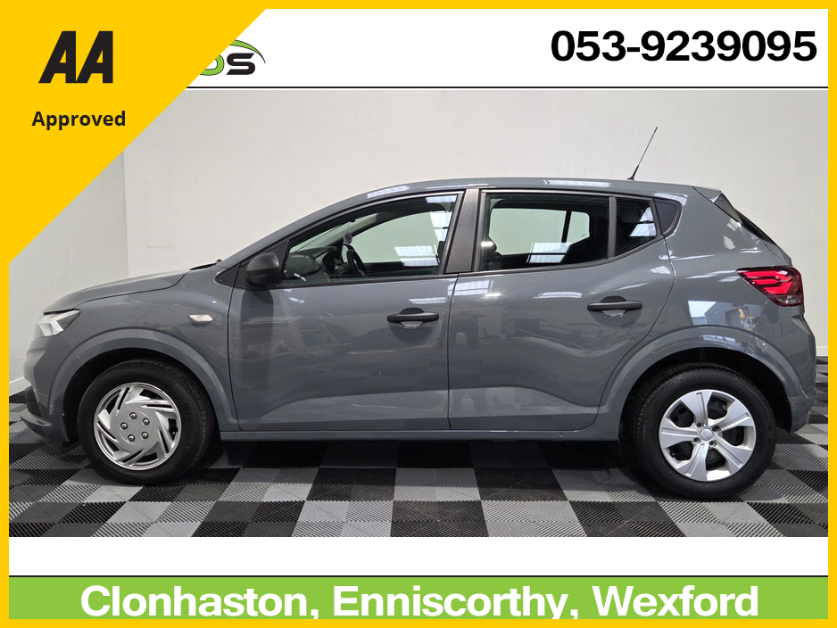 2023 Dacia Sandero - image 3