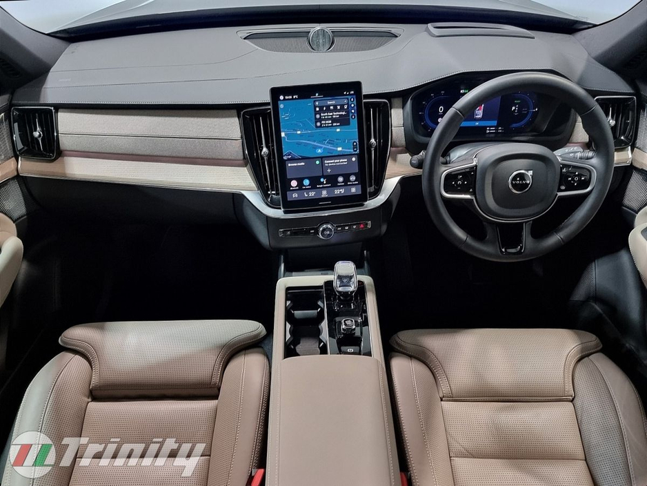 2025 Volvo XC90 * ULTRA * T8 2.0 PHEV * AWD * AUTOMATIC * STUNNING SUV * TRINITY VOLKSWAGEN *