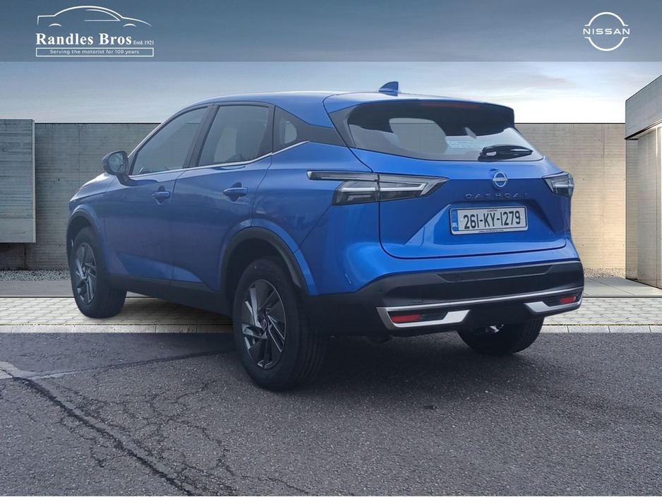 2026 Nissan Qashqai - image 2