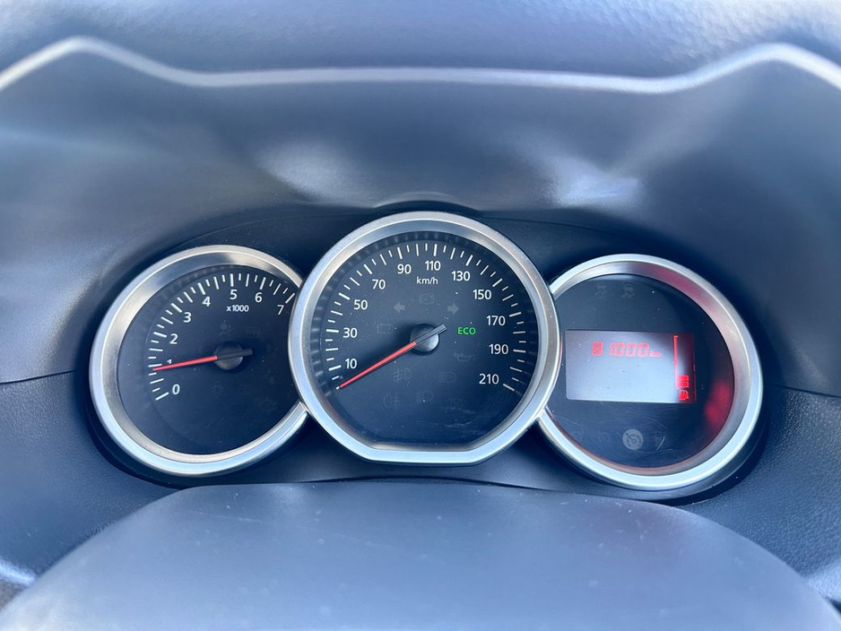 2017 Dacia Duster - image 27