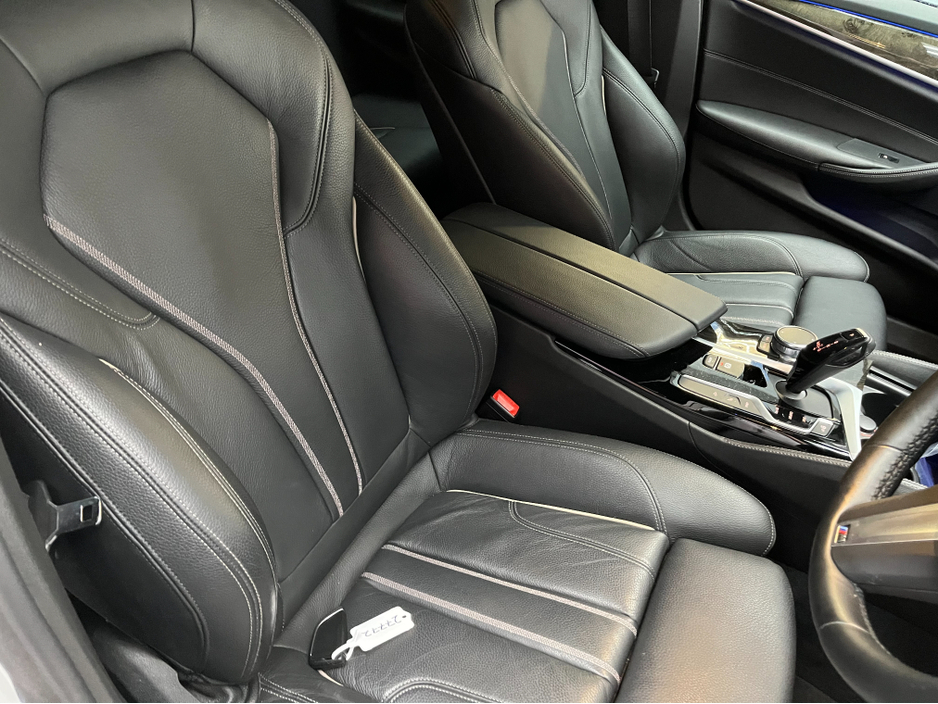 2017 BMW 5 Series €22950 2017 BMW 530E M SPORT IPERFORMANCE 2.0 AUTOMATIC / CRUISE CONTROL / 360° PARKING CAMERA / ELECTRIC MEMORY & HEATED SEATS / PADDLE SHIFTERS / AMBIENT LIGHTS €22,950