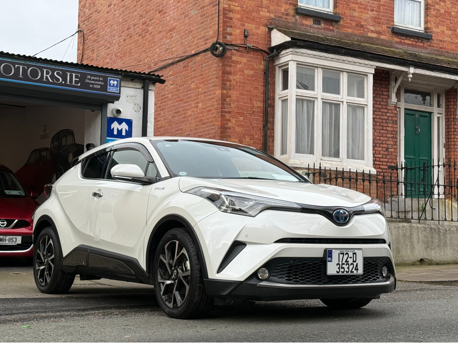 2017 Toyota C-HR - image 3