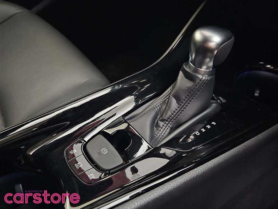 2018 Toyota C-HR - image 15