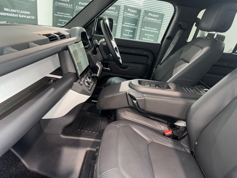 2026 Land Rover Defender - image 17