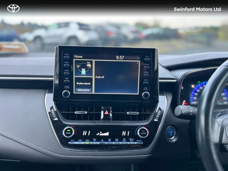2022 Toyota Corolla HYBRID L/SPORT HB 4DR €26,950