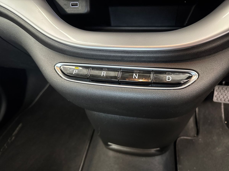 2022 Fiat 500 - image 17