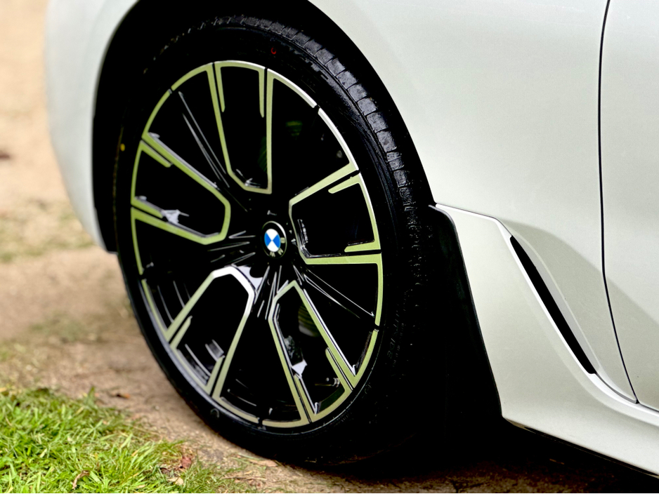 2018 BMW 6 Series - image 40