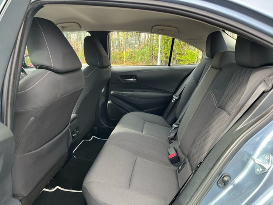 2019 Toyota Corolla - image 7