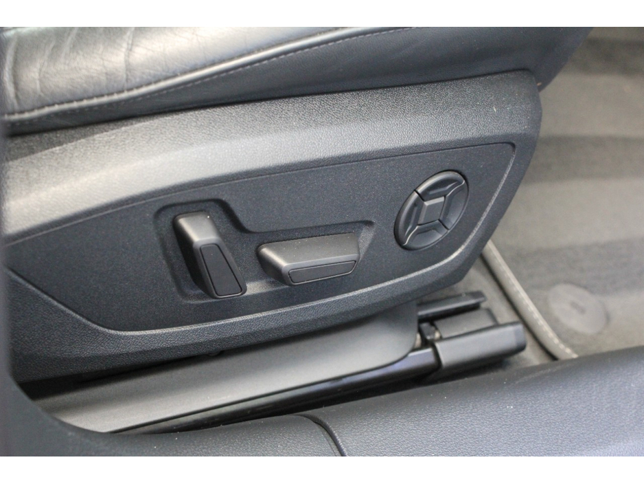 2022 Audi A6 - image 8