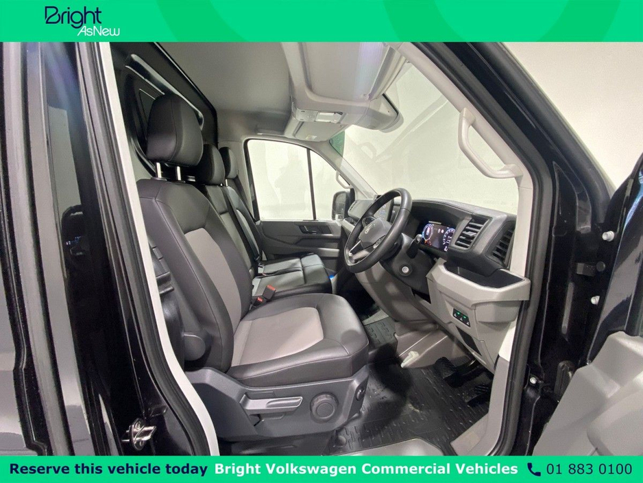 2025 Volkswagen Crafter - image 14