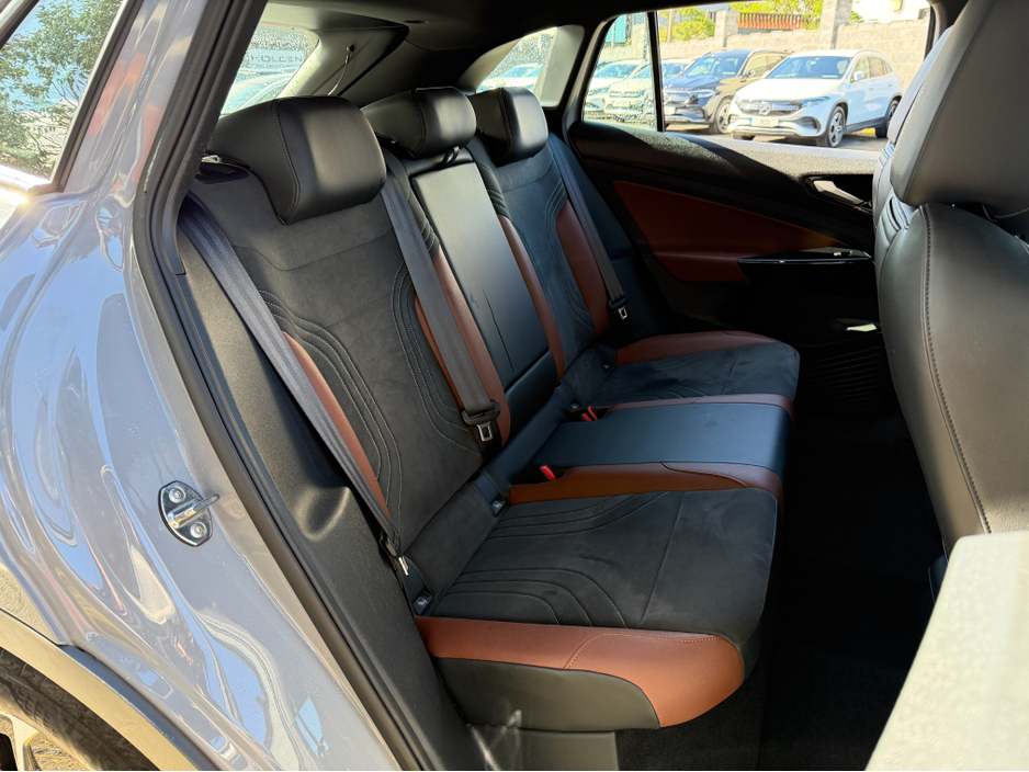 2022 Volkswagen ID.4 - image 20