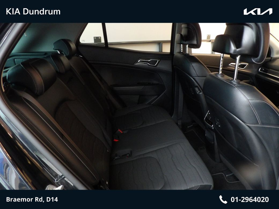 2022 Kia Sportage - image 7