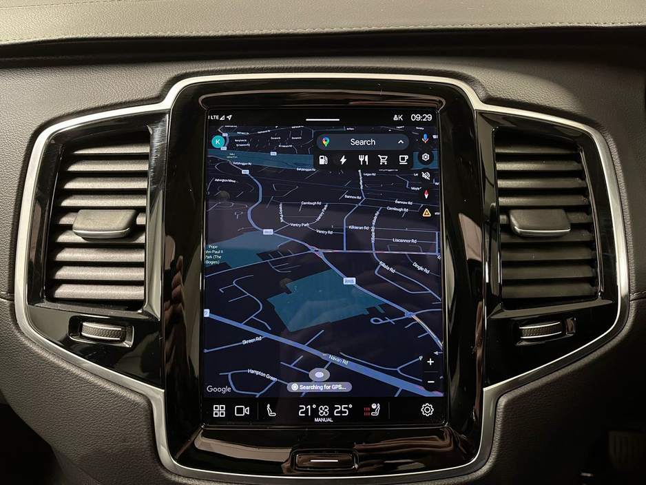 2023 Volvo XC90 - image 16