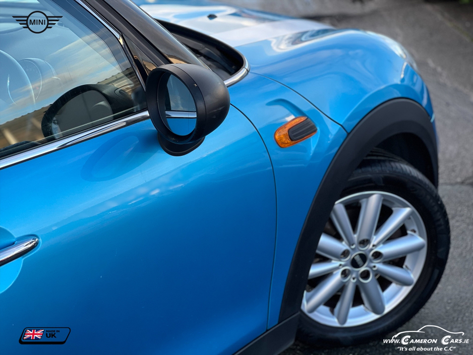 2015 MINI Cooper - image 21