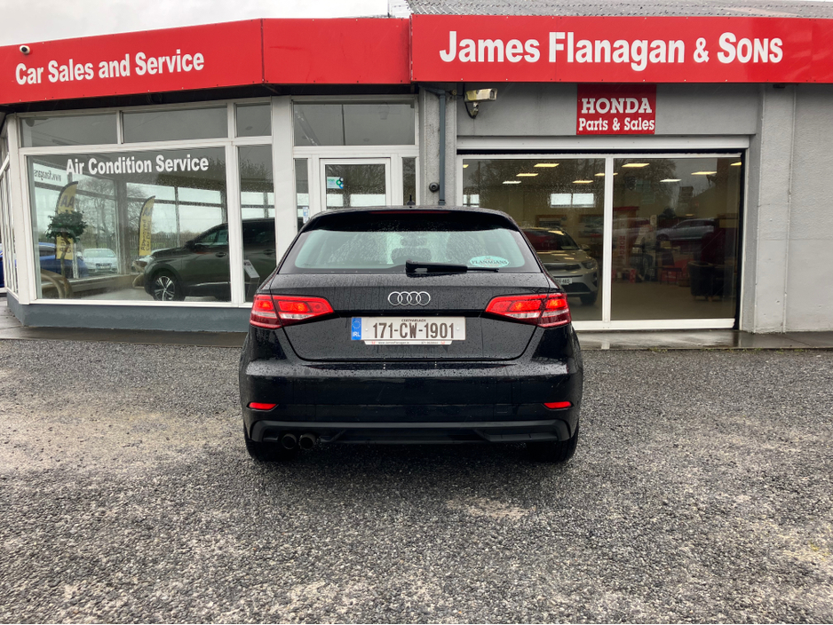 2017 Audi A3 - image 5