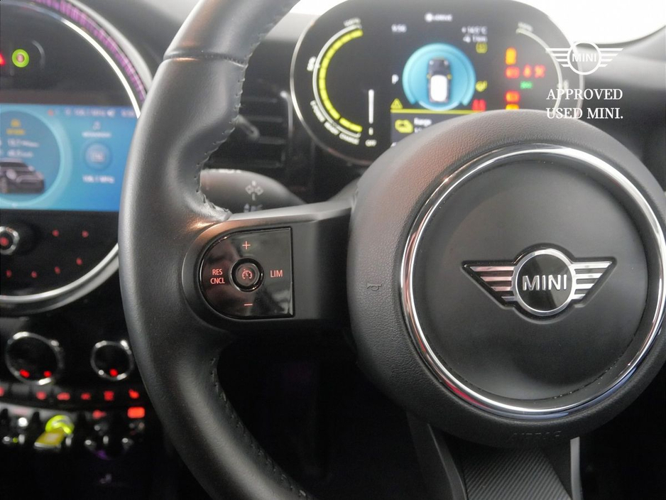 2022 MINI Hatch Electric Level 2 €21,900