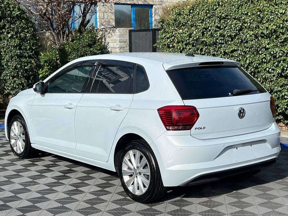 2018 Volkswagen Polo - image 5