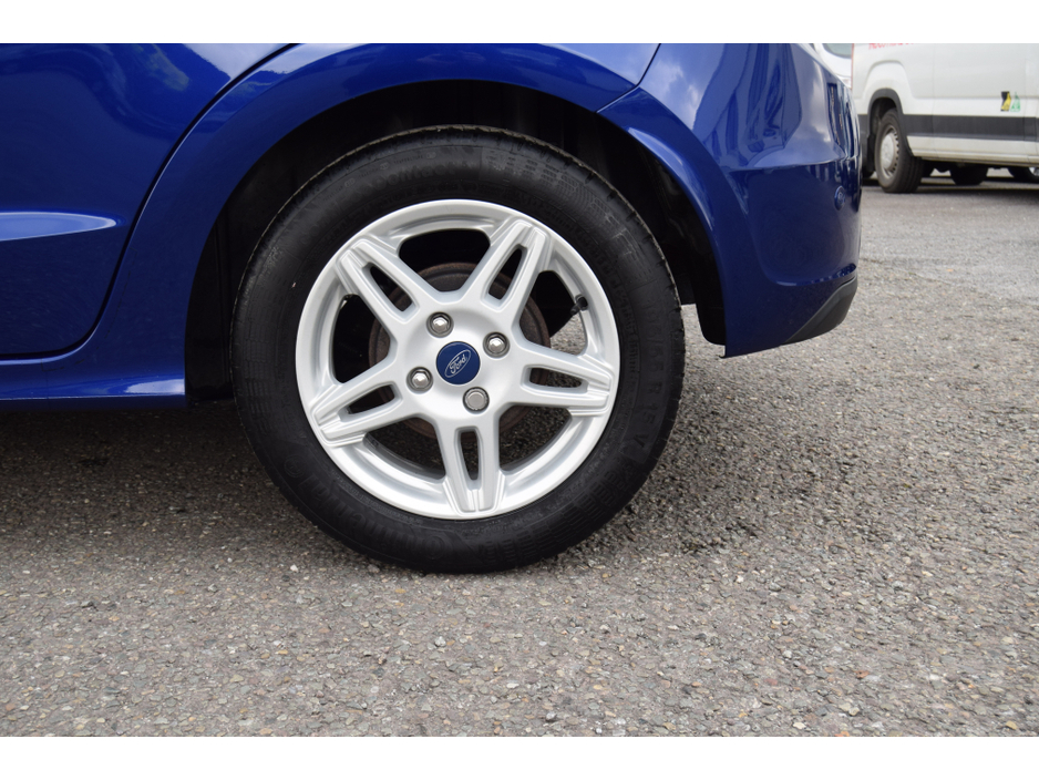 2017 Ford Ka + - image 4