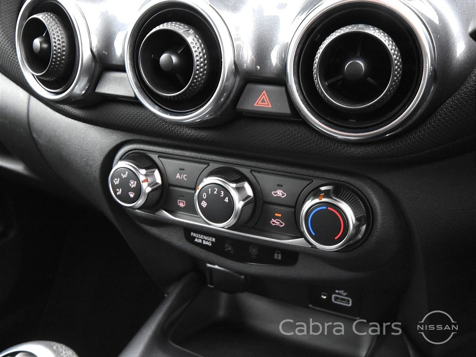 2020 Nissan Juke - image 16