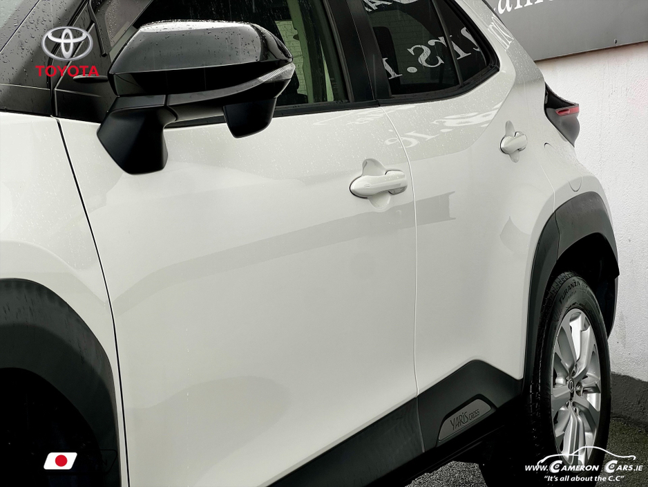 2021 Toyota Yaris Cross AUTOMATIC CITY SUV €23,950