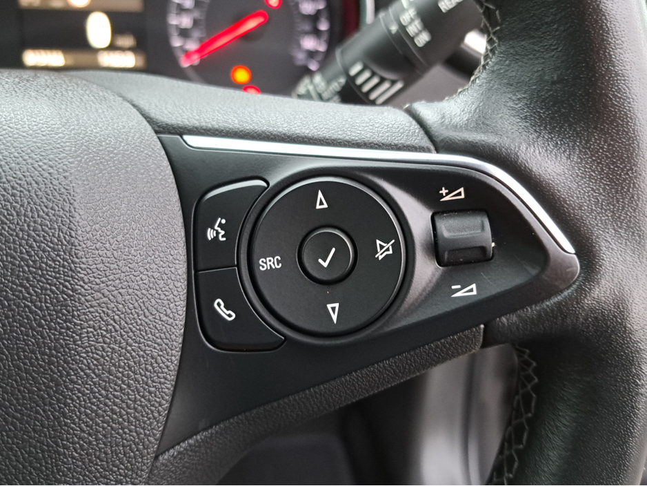 2023 Opel Crossland ULTIMATE 1.2TURBO 110BHP **LEATHER/SUEDE INTERIOR** €21,950