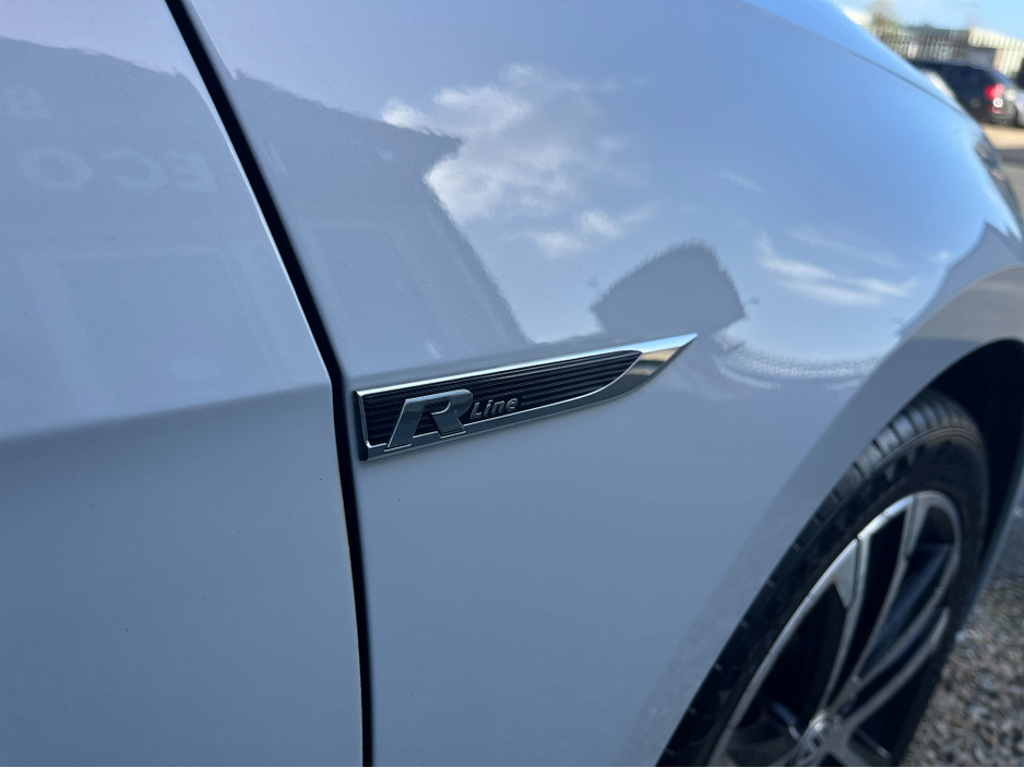 2018 Volkswagen Golf - image 19