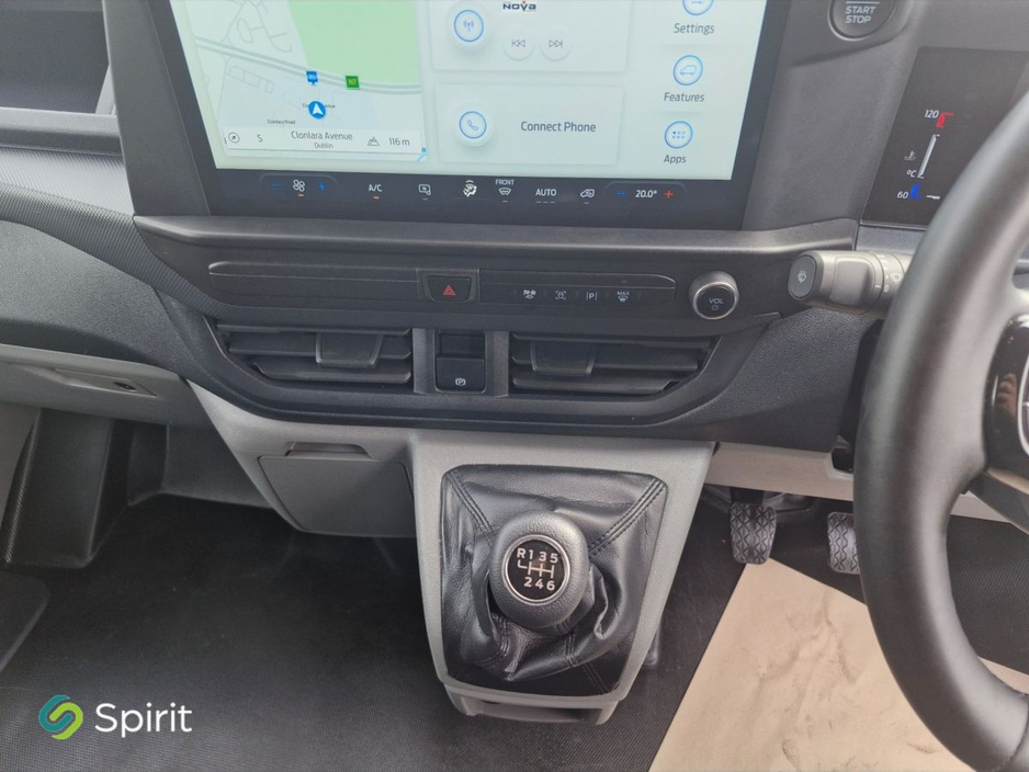 2025 Ford Transit - image 15