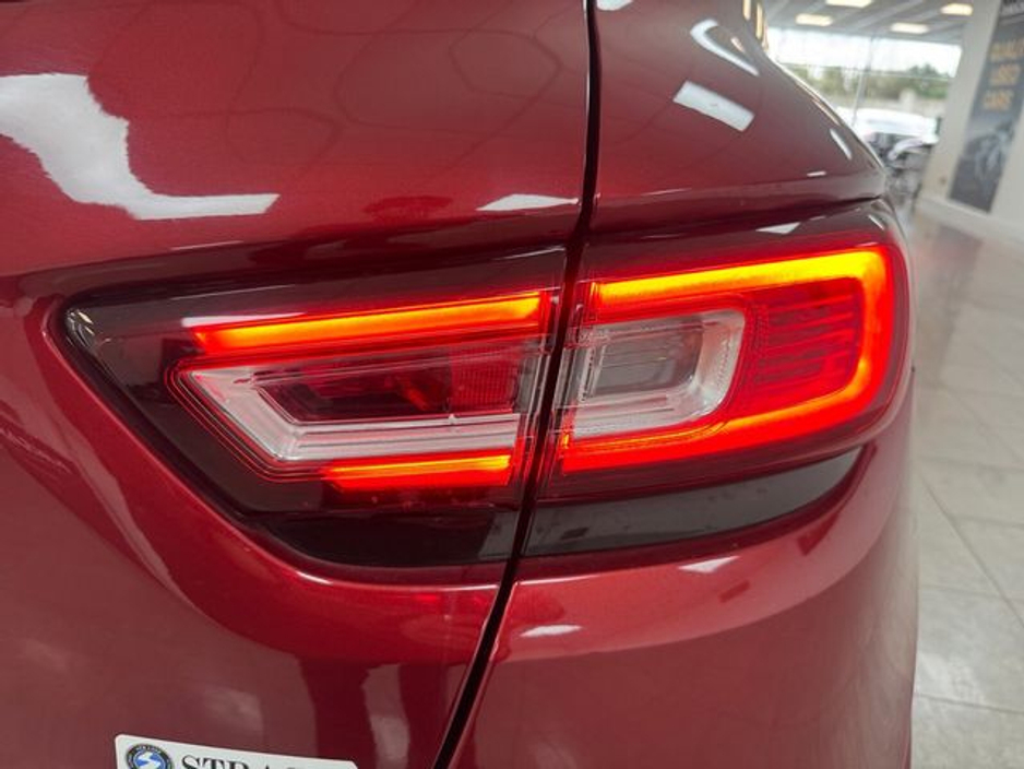 2019 Renault Clio - image 19