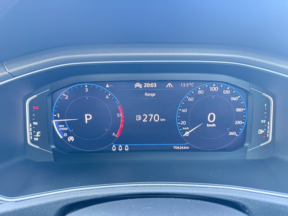 2021 Volkswagen T-Roc - image 10