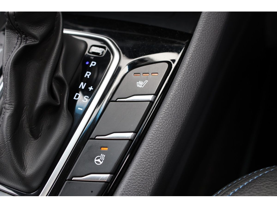 2017 Hyundai Ioniq - image 11