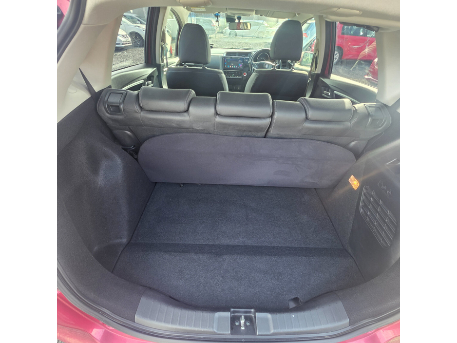 2017 Honda Fit - image 14