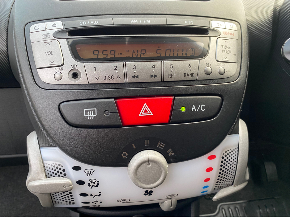 2014 Citroen C1 1.0I EDITION Excellent Condition LOW Miles 1L VVTI engine €6,950