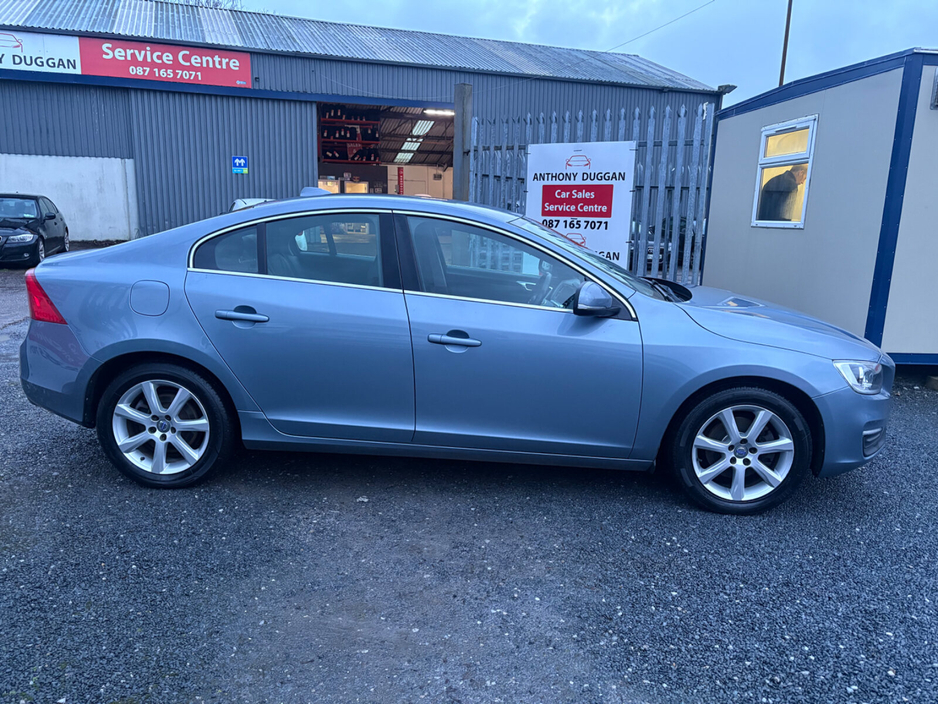 2017 Volvo S60 D2 (120hp) SE €10,950