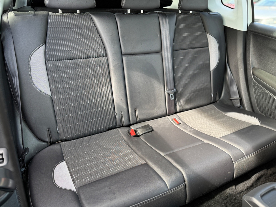 2016 Peugeot 2008 - image 22