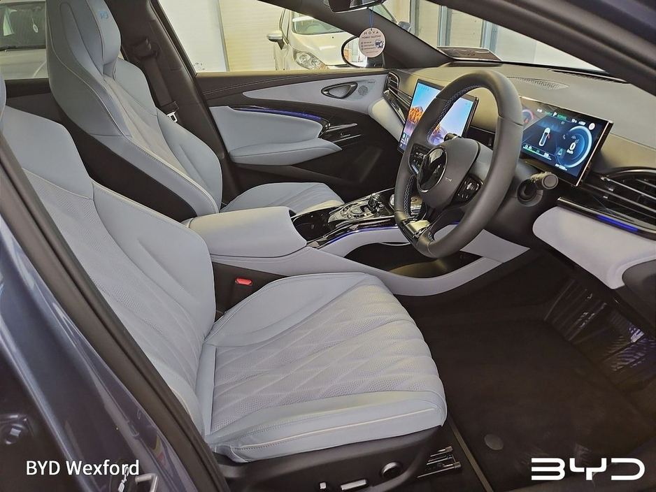 2025 BYD Seal - image 15