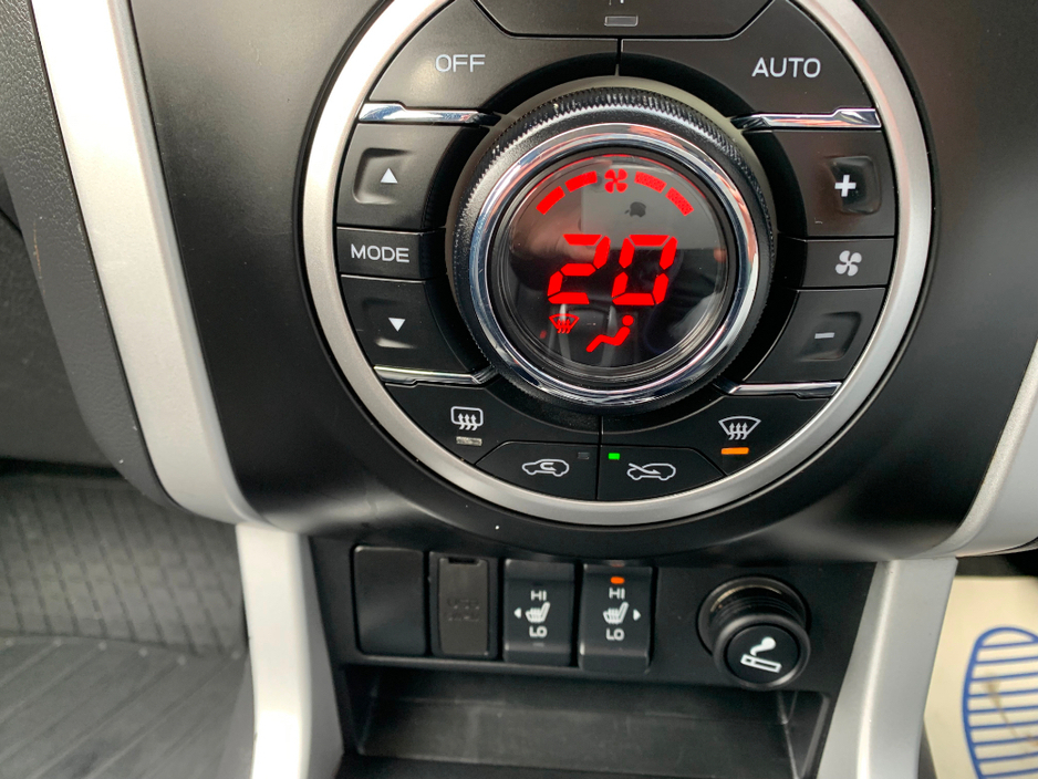 2019 Isuzu D-MAX - image 22