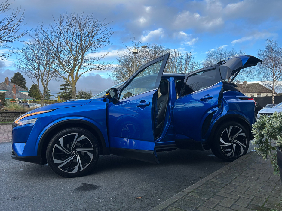 2022 Nissan Qashqai SVE-Premium Stunning Top Spec. Automatic - Pan-Roof + Leather & BOSE - Top Trade-Ins & Great Finance Deals - €29,950