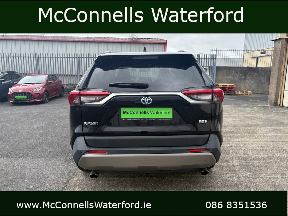 2022 Toyota Rav4 - image 5