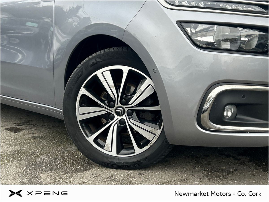 2019 Citroen C4 Picasso - image 8