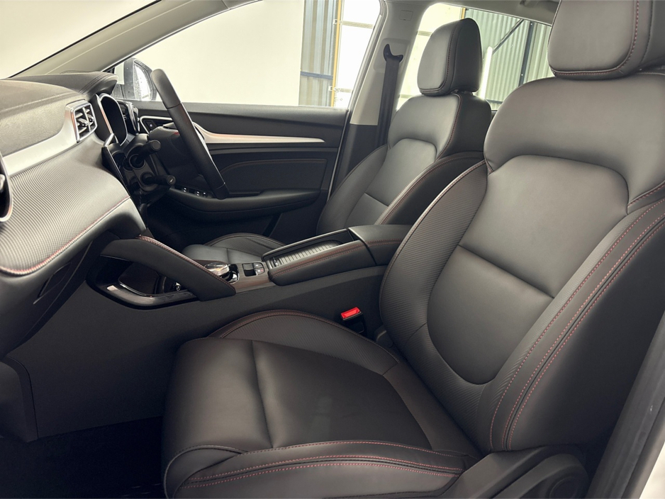 2025 MG ZS LR EXCLUSIVE-72.6KWH**DIGITAL DASH**MULTIFUNCTIONAL STEERING WHEEL**BLACK LEATHER INTERIOR**360 CAMERA**APPLE CARPLAY ANDROID AUTO**KEYLESS START**AIR CONDITIONING**FINANCE AVAILABLE** €31,495