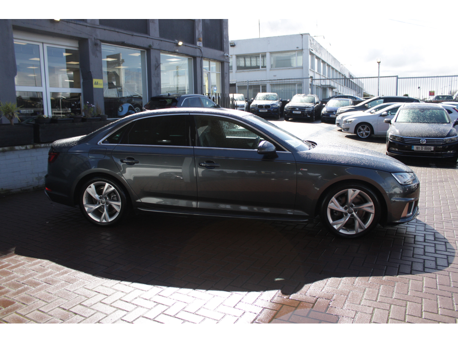 2019 Audi A4 - image 3