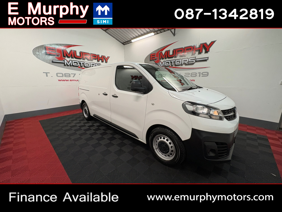 2020 Vauxhall Vivaro - image 7