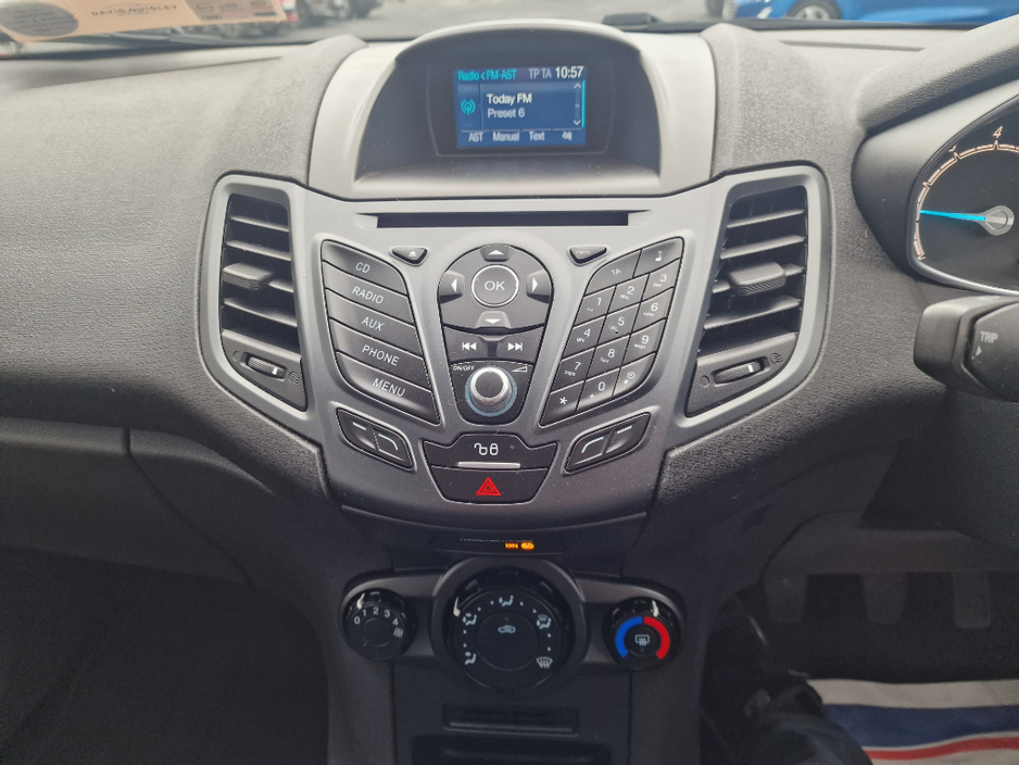 2016 Ford Fiesta MCA Zetec 1.25 60PS M5 4DR €8,950