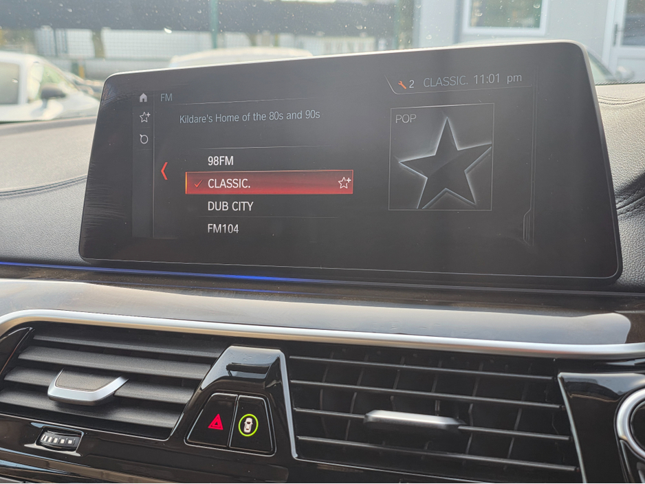 2017 BMW 5 Series ( 172 REG ) 523D LUXURY - CARPLAY NAVIGATION EDITION FULL LEATHER ELECTRIC HEATED SEATS - 360 REVERCE CAMERA - PRIVACY GLASS €24,950