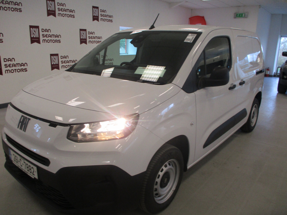 2026 Fiat Doblo - image 8